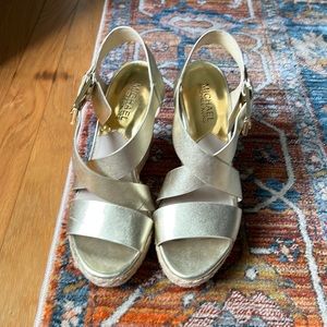 Michael Kors Giovanni Gold Strappy Leather Espadrille Wedge Sandals size 6